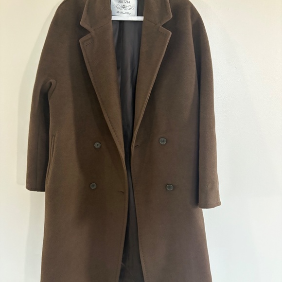 Aritzia Slouch Coat - Picture 4 of 7